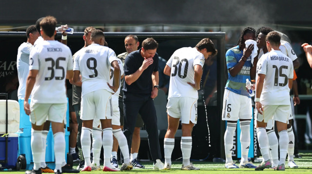 צ'אבי אלונסו ושחקני ריאל מדריד מאוכזבים (צילום: GettyImages, Robbie Jay Barratt - AMA)