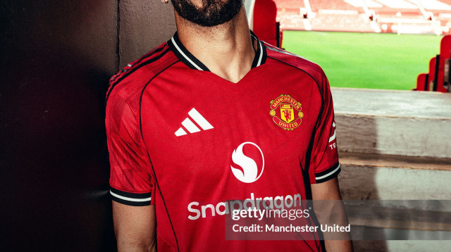 מתיאוס קוניה החלוץ החדש של מנצ'סטר יונייטד (צילום: Manchester United)