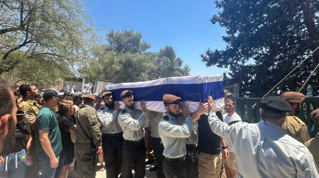 ארונו של סרן רעי בירן ז"ל בבית העלמין בנהלל (צילום: ללא)