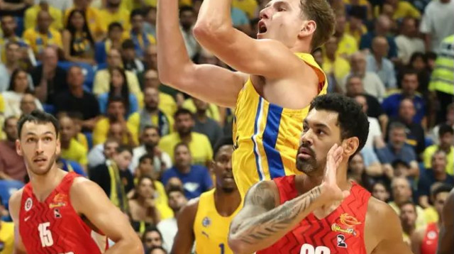 "כרגע הוא שחקן מכבי תל אביב". יוקובאיטיס (צילום: דני מרון)