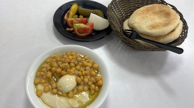 חומוס סעיד (צילום: פלד ארבלי)