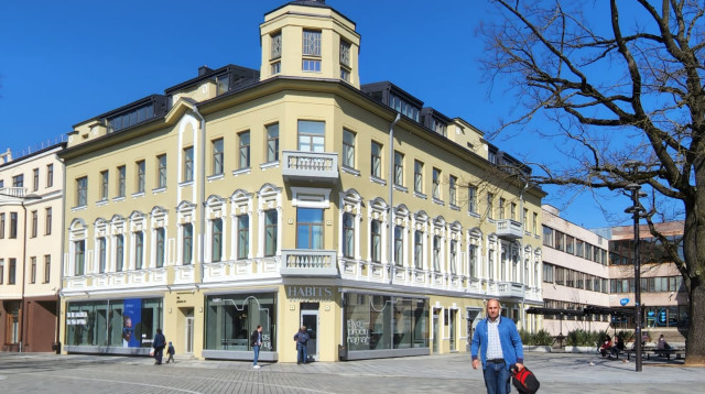 בית בליטא שהיה שייך למשפחת דוקטורי (צילום: אלבום משפחתי)