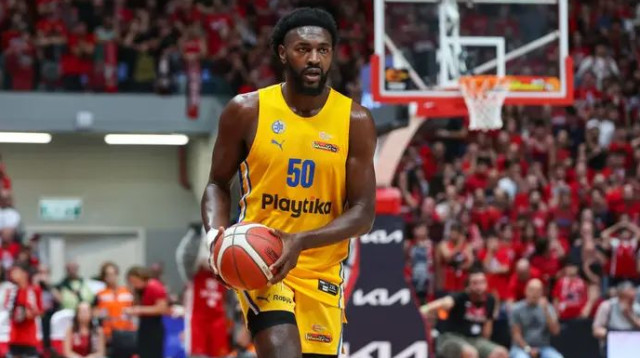 האופציה לא מומשה. וויליאמס (צילום: לירון מולדובן)