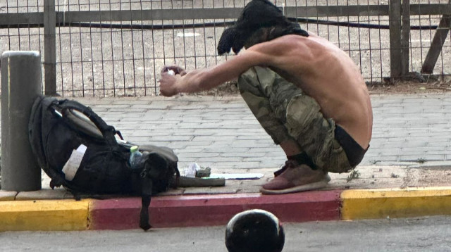 הומלסים בדרום תל אביב (צילום: אלון חכמון)