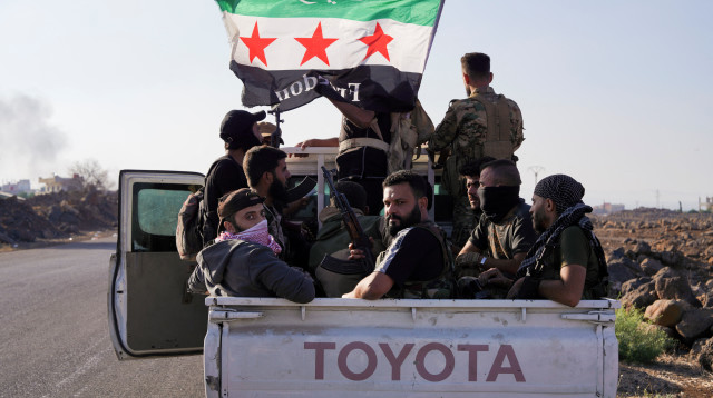 כוחות הצבא בסווידא, סוריה (צילום: REUTERS/Karam al-Masri)