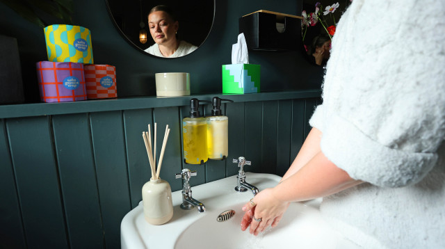 חדר שירותים (צילום: רויטרס)