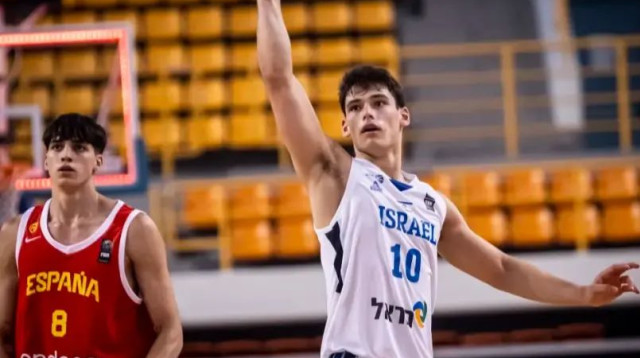 שחקן נבחרת העתודה של ישראל עומר מאייר (צילום: אתר רשמי, אתר פיב"א)