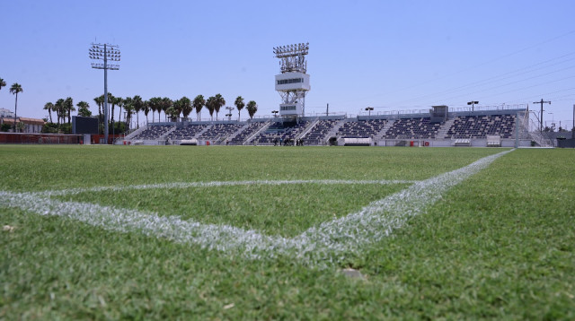 אצטדיון שכונת התקווה (צילום: אבשלום ששוני)