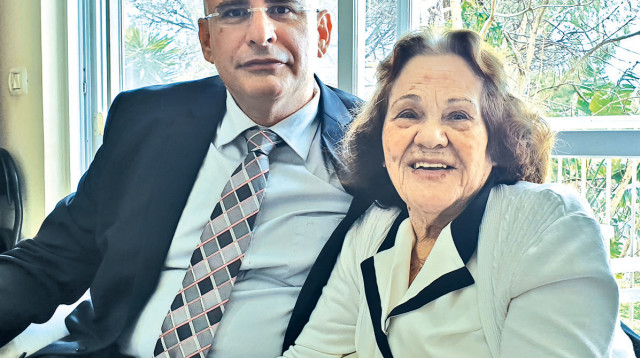 רבקה קיפני ז"ל, ניר קיפניס (צילום: פרטי)