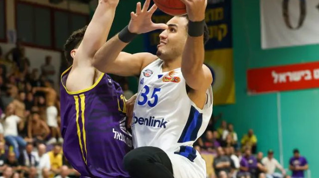 מעורר עניין. בורג (צילום: דני מרון)