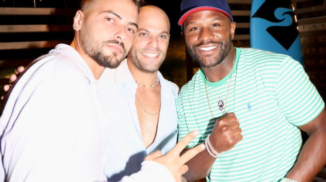 רועי סנדלר ופלויד מייוות'ר (צילום: יובל אזולאי)