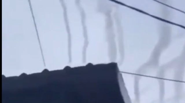 מטח טילים של קמבודיה לעבר תאילנד  (צילום: שימוש לפי סעיף 27א')