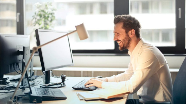 מה הופך את גילת טלקום לבחירה המובילה באינטרנט לעסקים? (צילום: pexels)