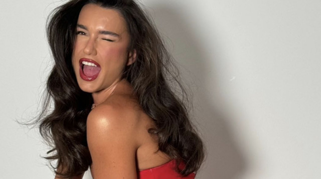 אדל בספלוב (צילום: אינסטגרם)