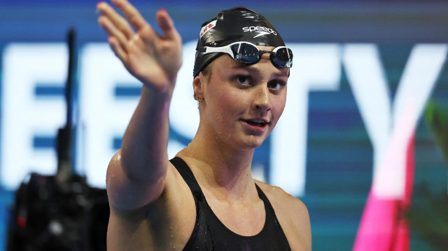 השחיינית הקנדית סאמר מקינטוש (צילום: רויטרס)