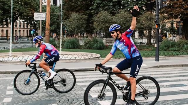 עופר קלדרון בטור דה פראנס (צילום: אתר רשמי, ישראל פרמייר טק)