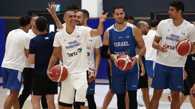 ים מדר, נבחרת ישראל (צילום: דני מרון)