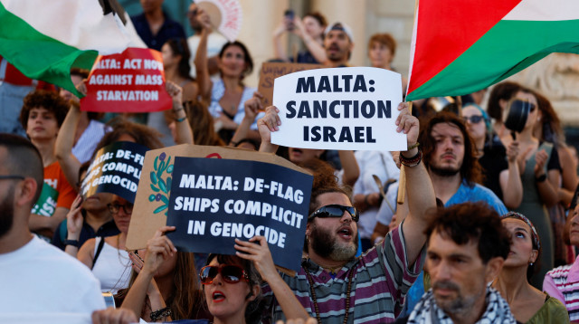 הפגנה פרו-פלסטינית במלטה (צילום: רויטרס)