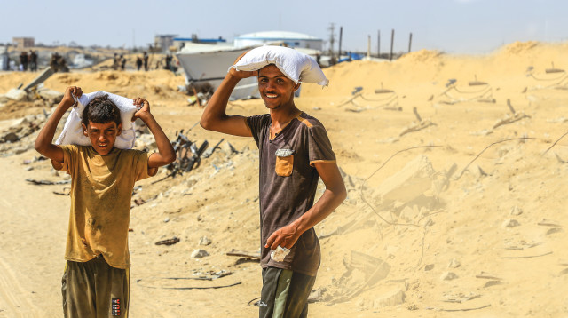 ילדים ברפיח בעזה (צילום: עבד רחים חטיב, פלאש 90)