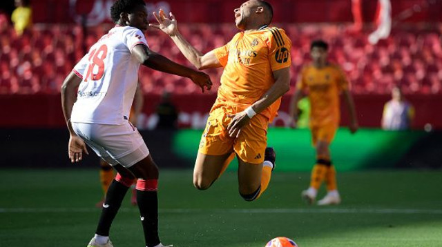 אגומה מול אמבפה (צילום: Gettyimages)