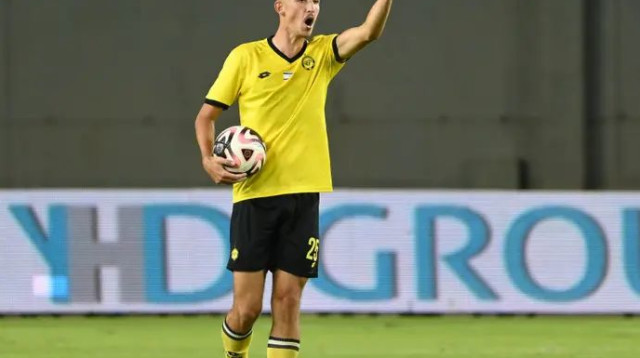 נקודת האור. ניקיטה סטוינוב (צילום: ברני ארדוב)