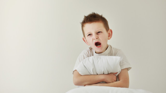 ילד, נדודי שינה (צילום: אינגאימג')