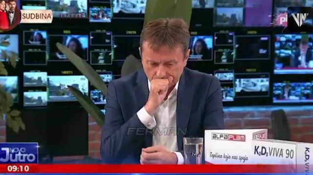 דארקו גלישיץ' לפני שהתמוטט בראיון בשידור חי (צילום: ערוץ Pink TV )