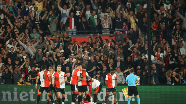 שחקני פיינורד חוגגים (צילום: GettyImages)