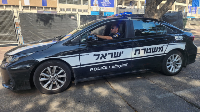 ניידת משטרה (צילום: דוברות המשטרה)