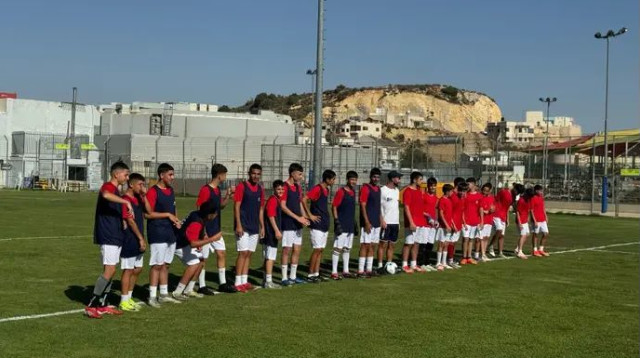 "בחרנו להעביר את זכרם בטורניר במקום בו הם נרצחו, במגרש שהם כל כך אהבו" (צילום: הנוער העובד והלומד)