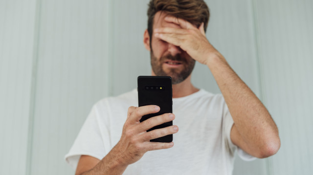 תקלה באפליקציה, אילוסטרציה (צילום: אינג'אימג')