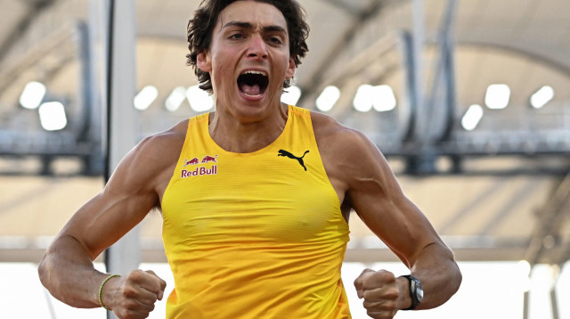 מונדו דופלנטיס, קופץ במוט (צילום: GettyImages)