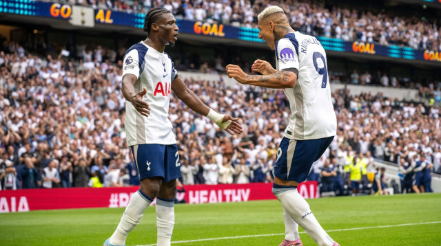 שחקני טוטנהאם, רישרליסון, מוחמד קודוס (צילום: GettyImages, Sebastian Frej/MB Media)