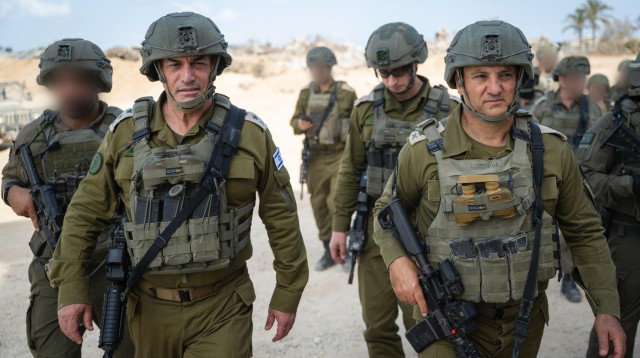 אייל זמיר ויניב עשור ברצועת עזה (צילום: דובר צה"ל)