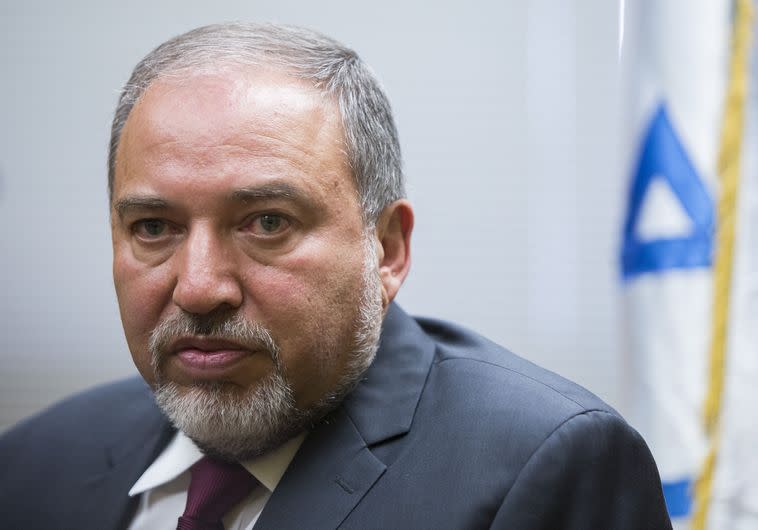 שינה את החלטת קודמו, אביגדור ליברמן. צילום: יונתן זינדל, פלאש 90