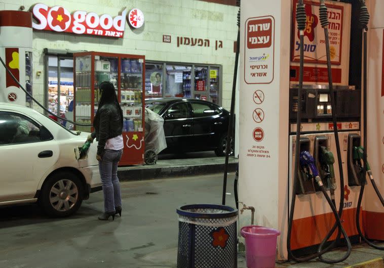 תחנת דלק של סונול. החברה צוינה בדו&quot;ח לטובה. צילום: מרק ישראל סלם