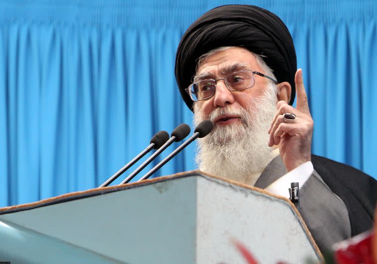 חמינאי. &quot;ארה&quot;ב והציונים רוצים להקים 'ישראל 2' במזה&quot;ת&quot;. צילום: רויטרס