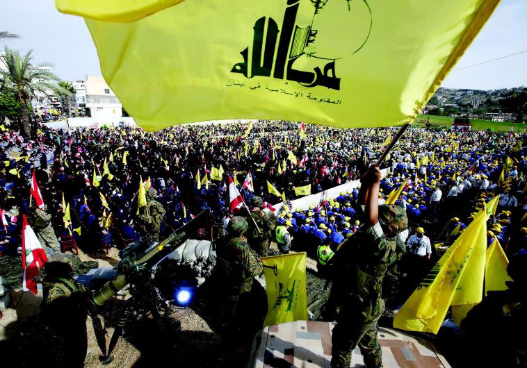 אנשי חיזבאללה בנבטיה.