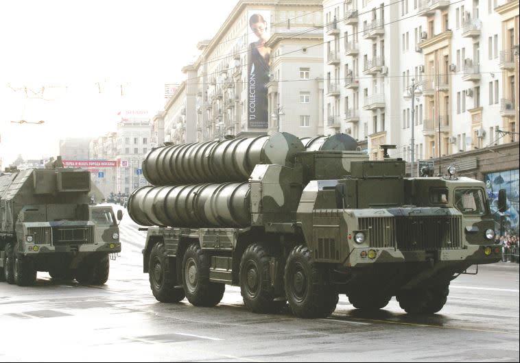 מערכת ההגנה האווירית הרוסית S-300, צילום: רויטרס