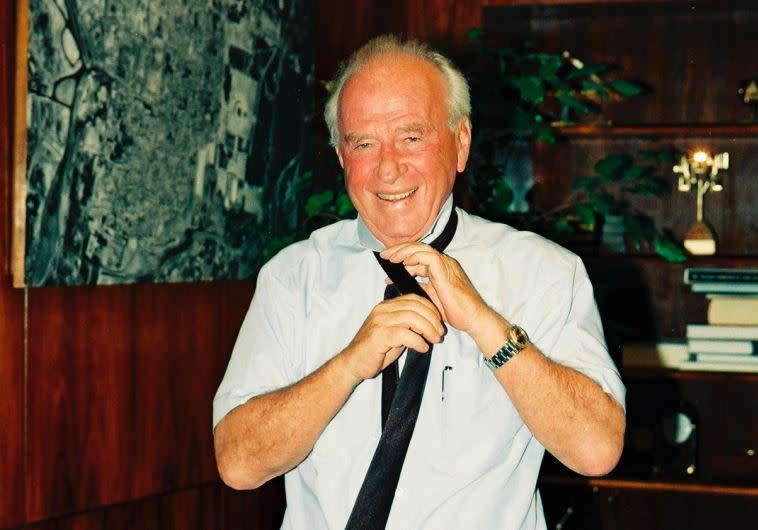 &quot;ידע לתת גיבוי לשר האוצר שלו&quot;. רבין. צילום: נתי שוחט, פלאש 90