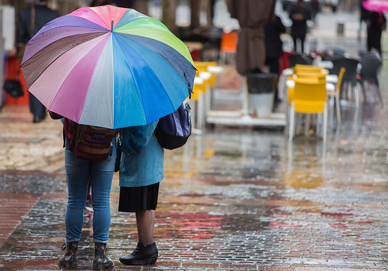 גשם. צילום: יונתן זינדל, פלאש 90