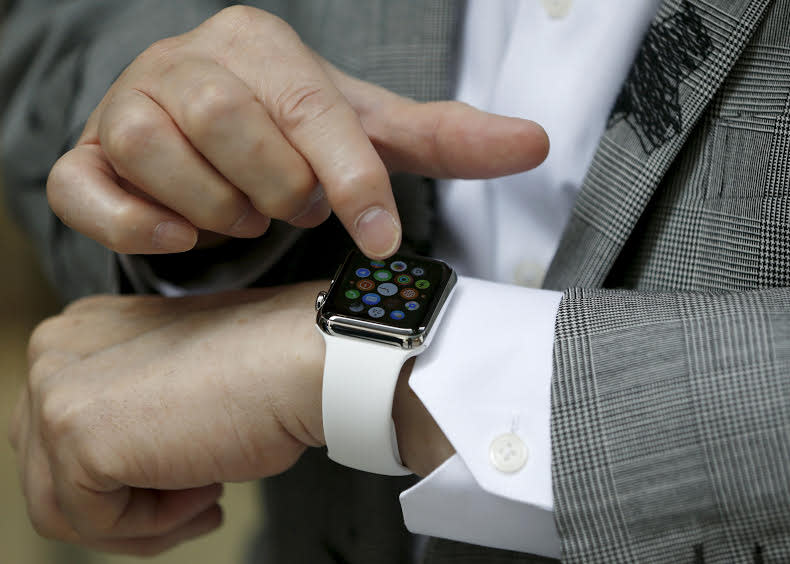 שעון חכם: ממש לא רק מה השעה. צילום רויטרס