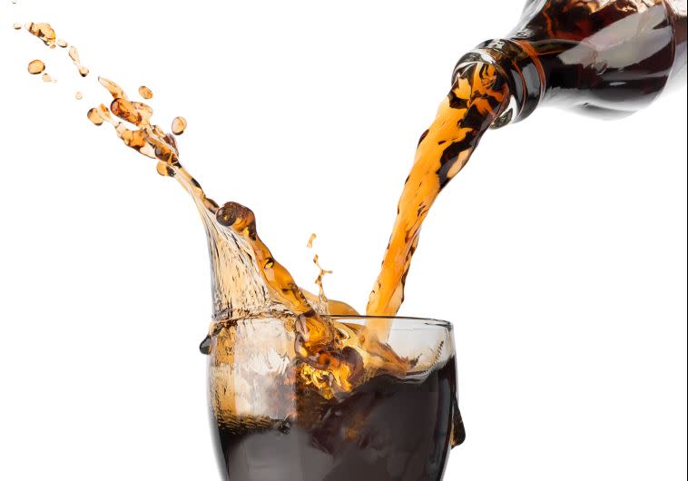 עלייה בכמות הסוכר. משקה קל. צילום: אינג אימג'