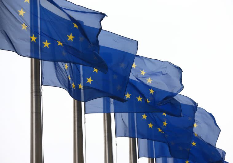 קמרון נאבק להשאיר את בריטניה באיחוד האירופי. צילום: רויטרס