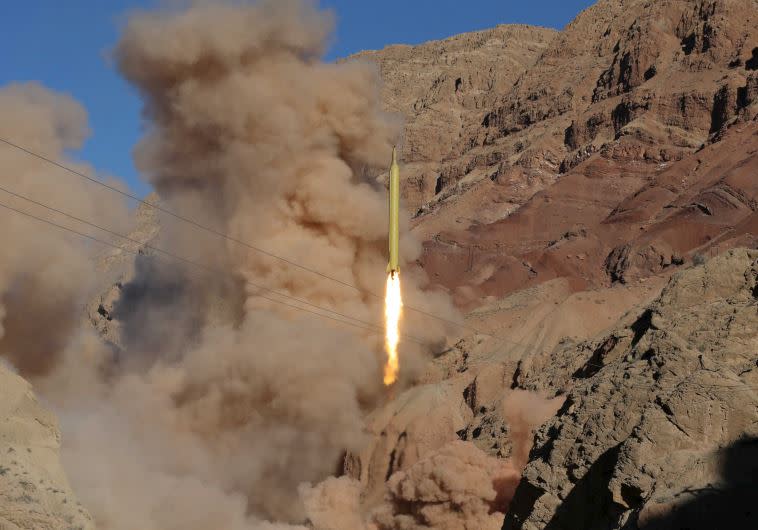 קשר לתוכנית הצפון קוריאנית. ניסוי טילים איראני, צילום: רויטרס