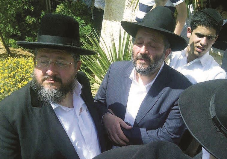 יהודה ואריה דרעי. "משכו לחרדיות". צילום: אהרון גולדשטיין ומשה לוי, חדשות 24