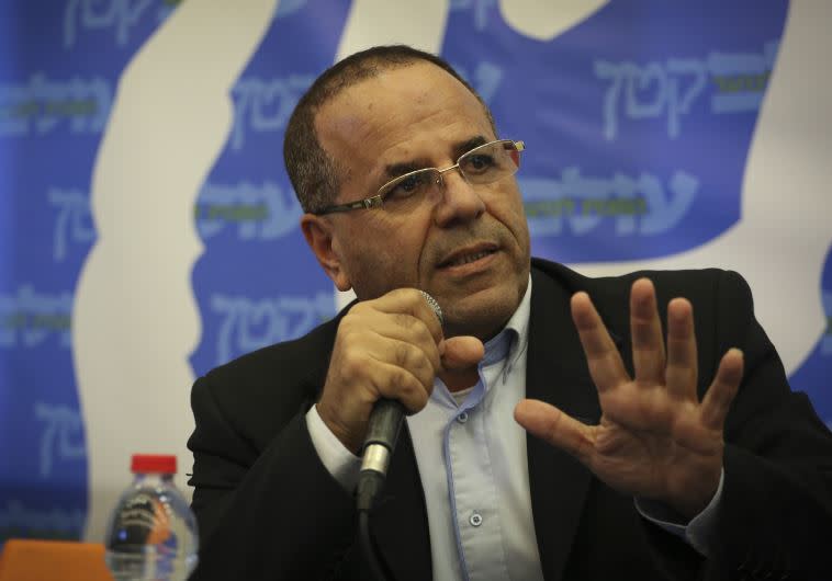 &quot;נושא רגיש&quot;. השר קרא. צילום: פלאש 90