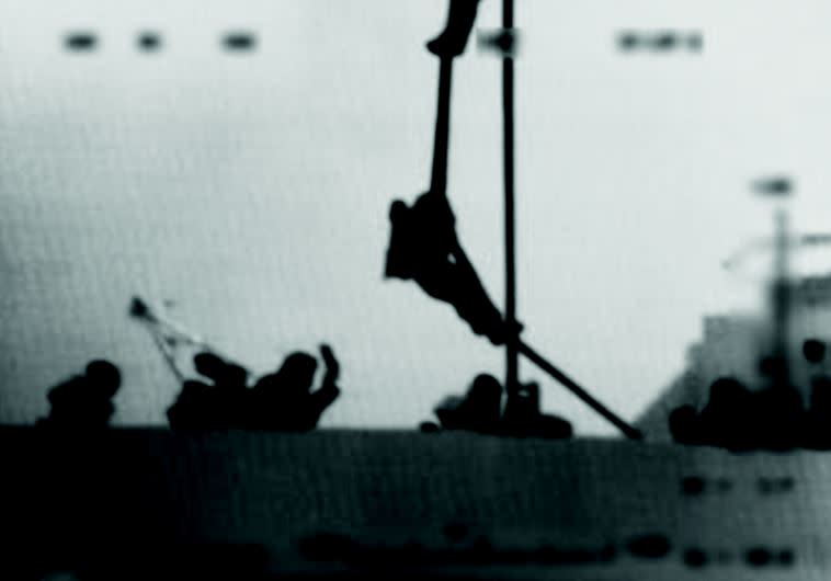 השתלטות חיילי שייטת 13 על המרמרה. צילום: רויטרס