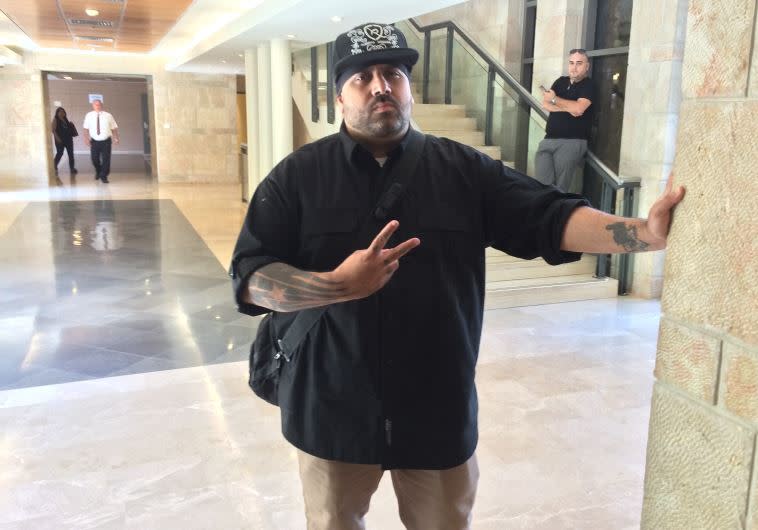 יואב אליאסי, "הצל", בכנסת. צילום: אריק בנדר