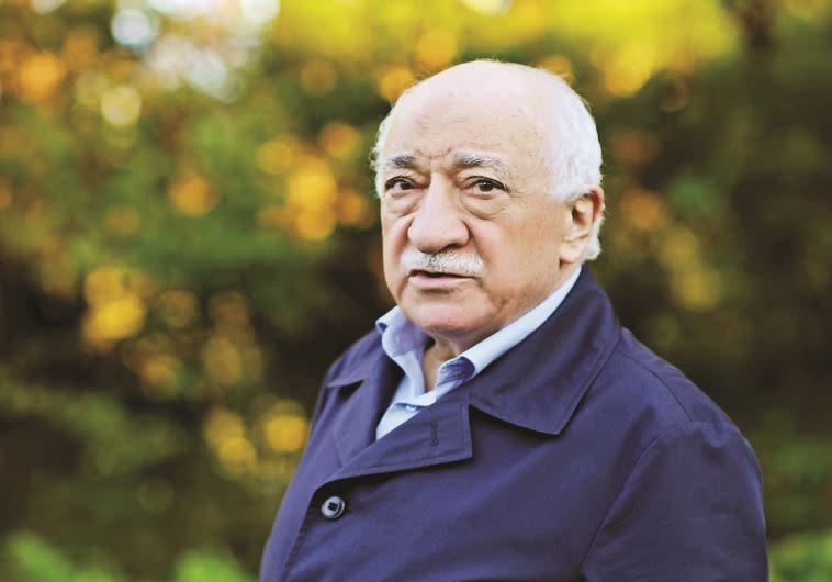 יוסגר לטורקיה? פתהוללה גולאן. צילום: AFP